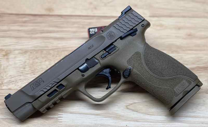 Smith &amp; Wesson M&amp;P 2.0 FULL SIZE 