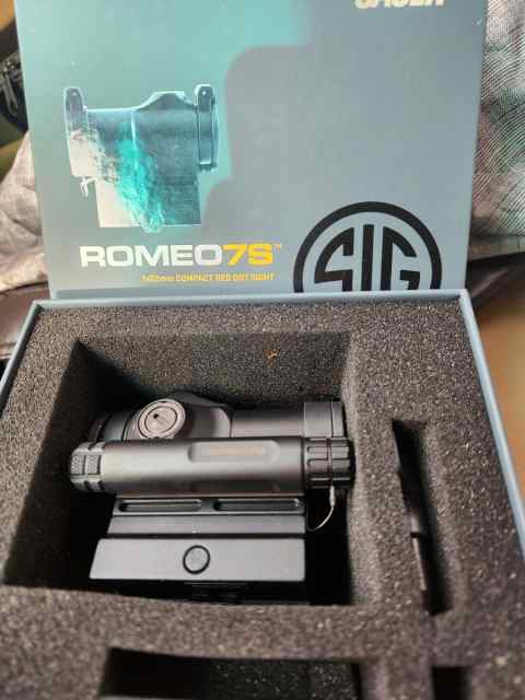 Sig Sauer Romeo7s