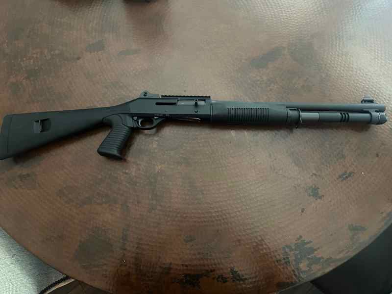 Benelli M4 Tactical 