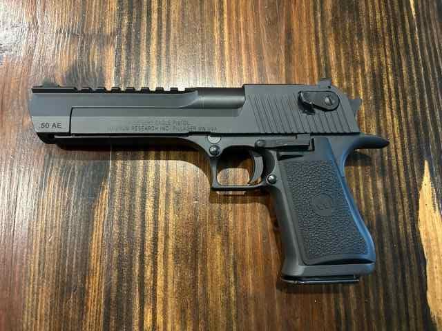 IWI Desert Eagle 50 AE 