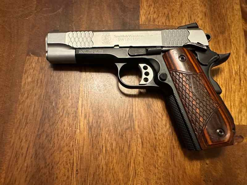 WTT for a S&amp;W Model 27