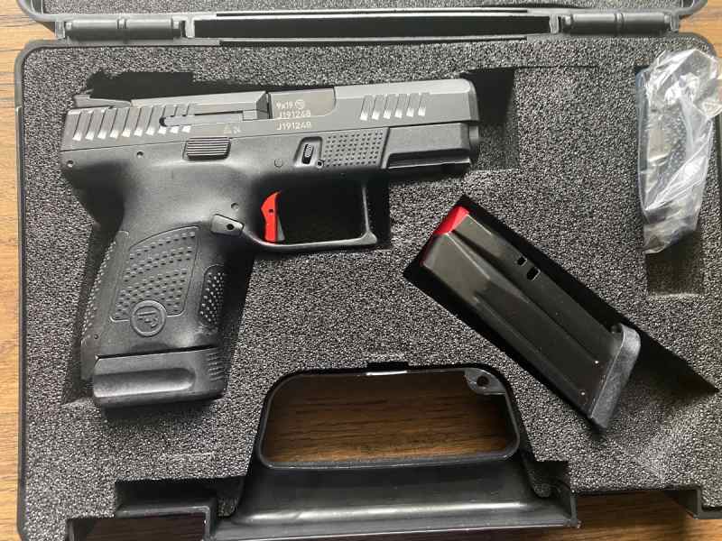 CZ P10s
