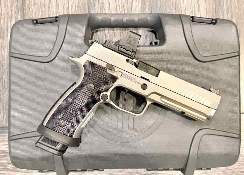 Sig Sauer P320 x-five w/ Holosun 507