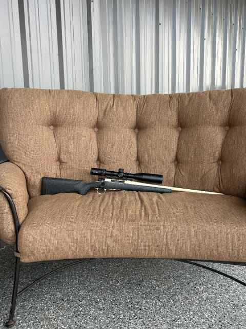 Remington 700 Hunting Rifle for sale 