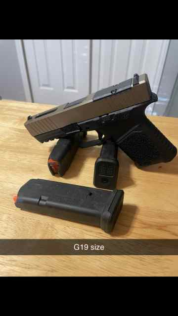 Glock 19