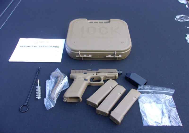 GLOCK 19X MOS 9mm Luger Double-Action Pistol