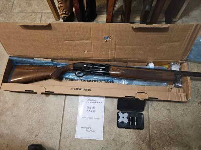 Weatherby Deluxe SA-08 Semi Auto 20 Gauge w/ box