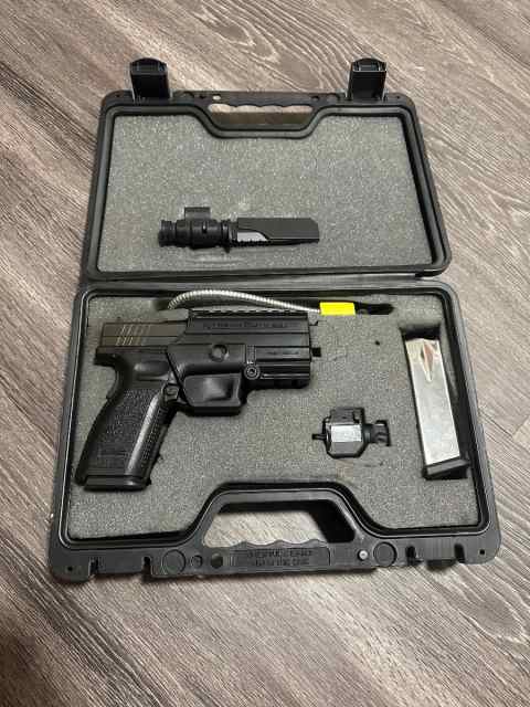 Springfield XD9 and Accessories