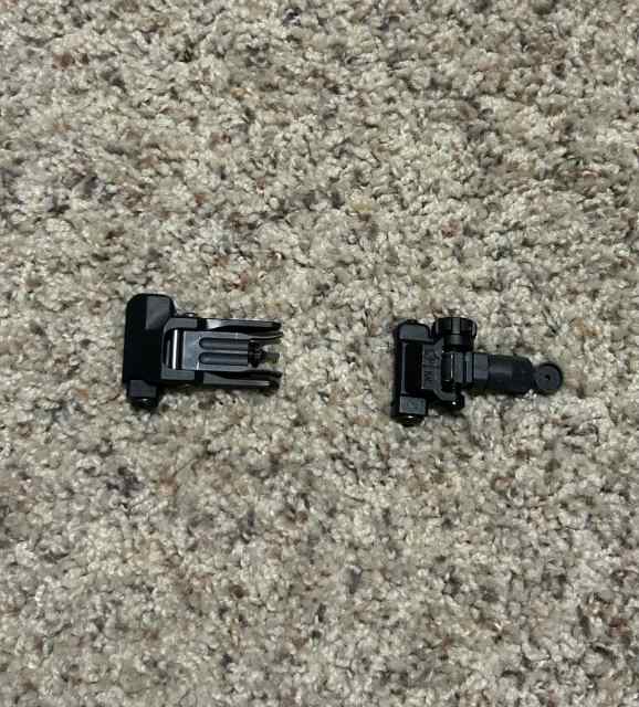 Knights Armament Flip Up Sights 