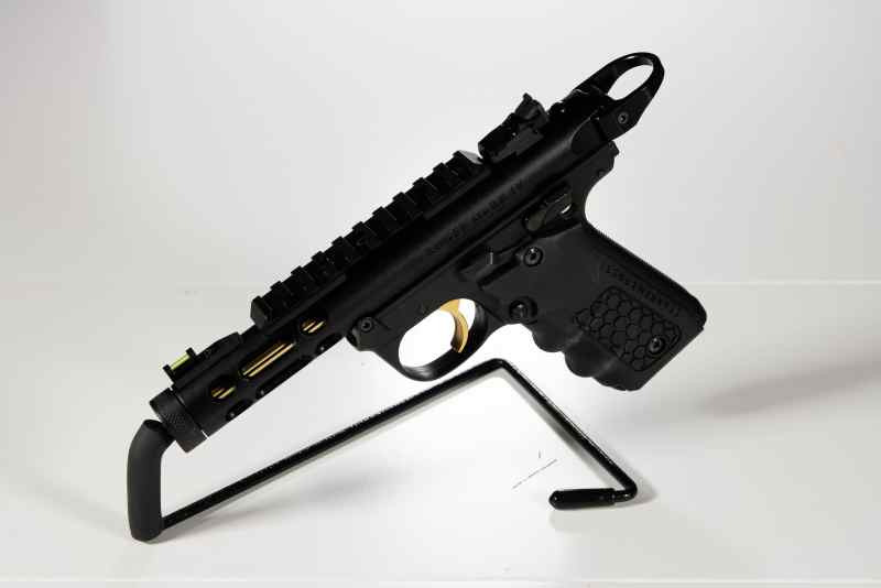 Ruger Mark IV 22/45 Lite – Tandemkross Upgrades