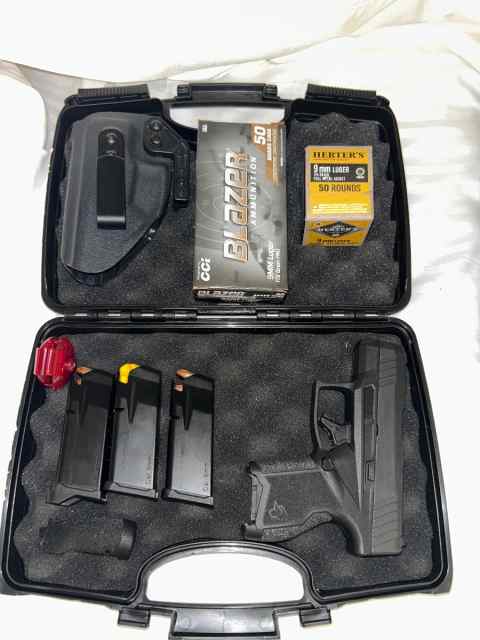 Taurus GX4 Micro 11 Round For sale