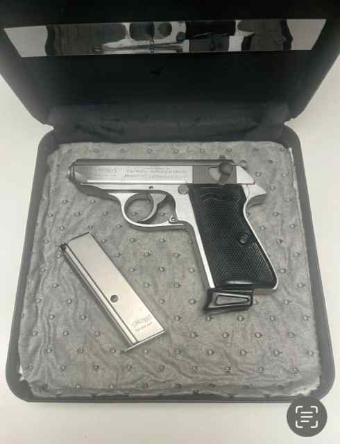 Walther PPK/S .380 Like New
