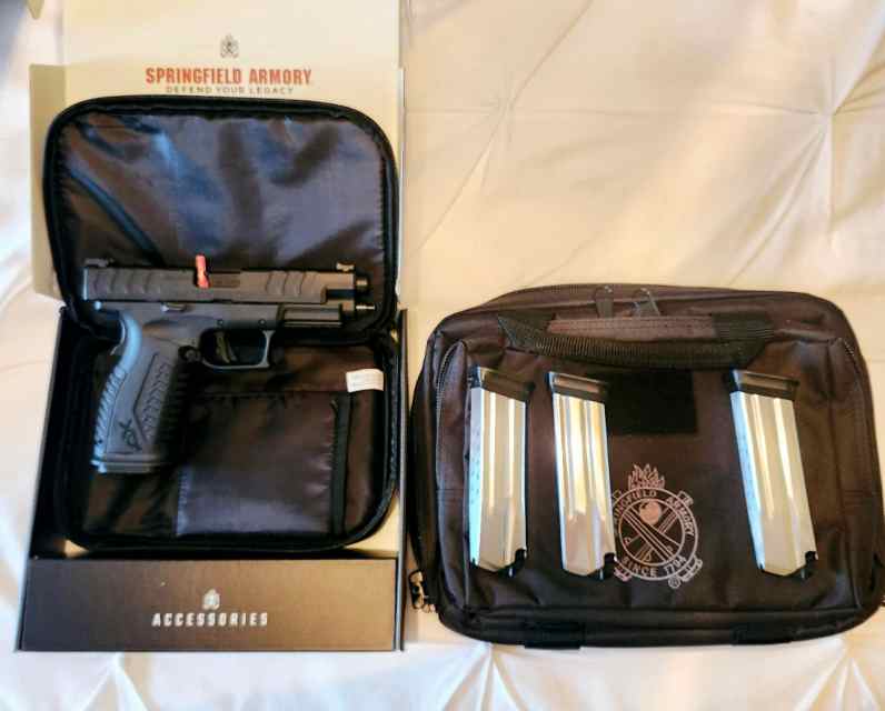 Springfield XD 10mm Gear Up Package +250 rounds