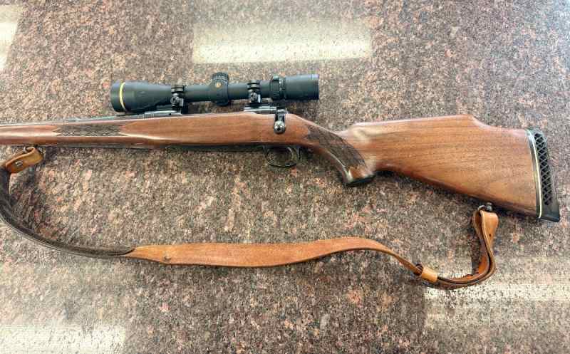 Savage 110L  Bolt Action  .270 Win W/Leupold Scope