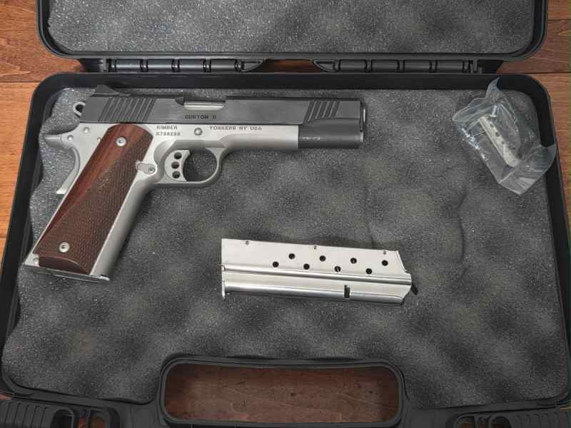 Kimber Custom II 1911.jpg