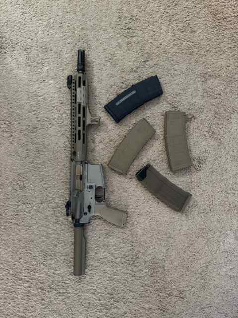 WTT for like new green 16.5” X95