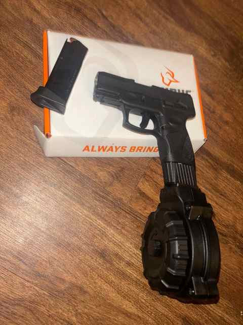 Taurus G2c 9mm with drum