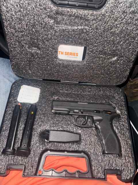 Taurus th 9 (brand new)