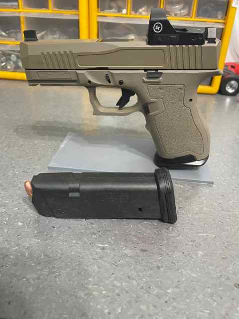 Palmetto Dagger Compact 9mm Glock 19 clone