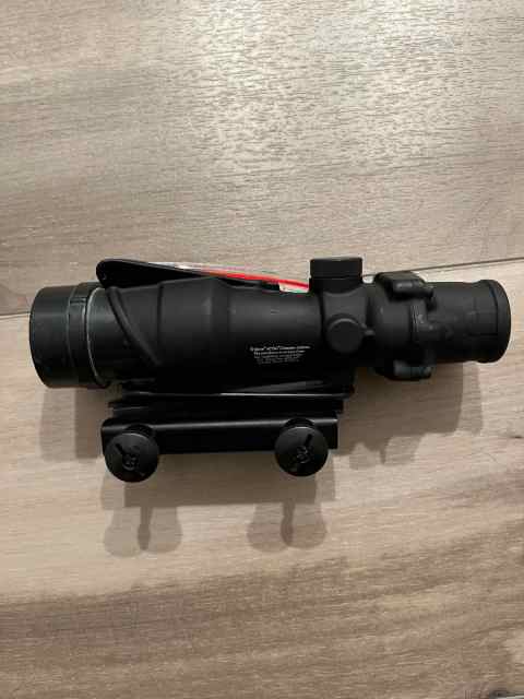 Trijicon Acog 4x32