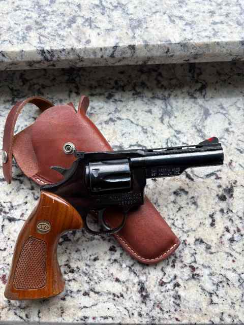 Dan Wesson 357 