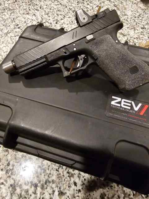 Zev Custom Glock 17