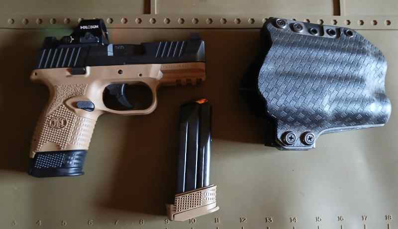 F&amp;N 9mm compact with red dot and holster