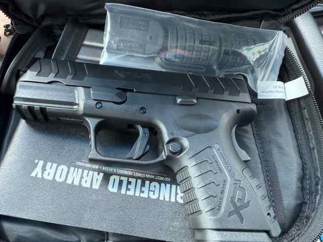 Xdm Elite 9mm compact***sale pending***