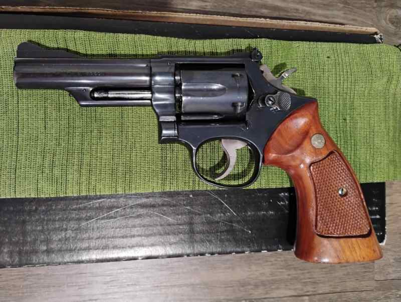 Smith &amp; Wesson 19-3