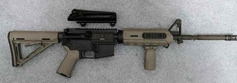 Bushmaster XM15-E2S Carbine 5.56 AR-15 AR15