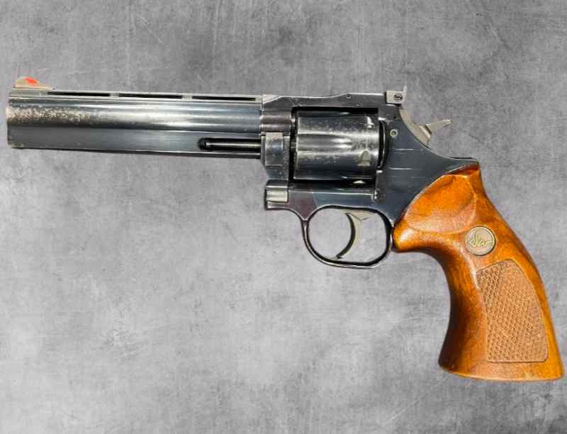 Dan Wesson 15-2 Revolver (357)