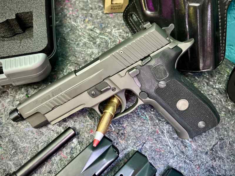Sig Sauer P226 Legion 9mm