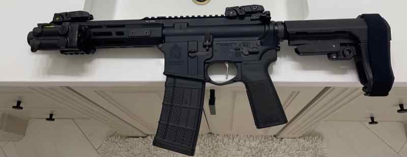 Springfield Saint Victor 5.56 AR-15 Pistol