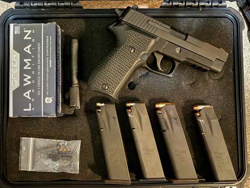 Sig 226 with ammo and extras