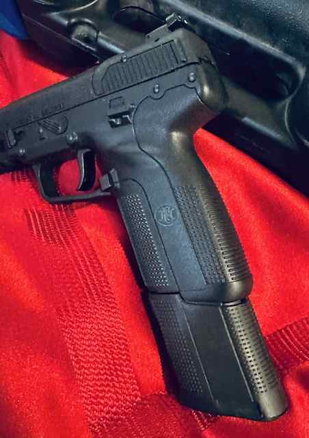 FN 6.jpg