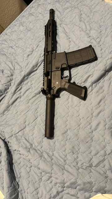 Want to buy a 556/223 bolt carrier / end plate 
