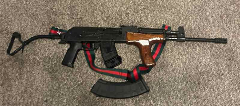 Romanian ak