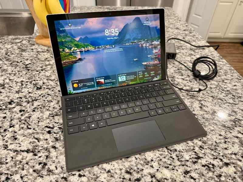 Microsoft Surface Pro 7 Bundle