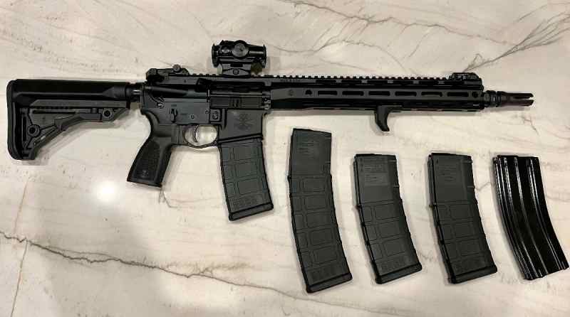 PSA Sabre 13.7” in 5.56 with mags/pro steel sights