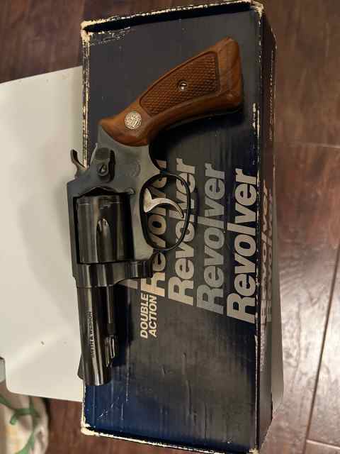 Smith &amp; Wesson Model 36 Chief’s Special 3 inch