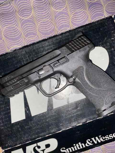 M&amp;P .40 M2.0