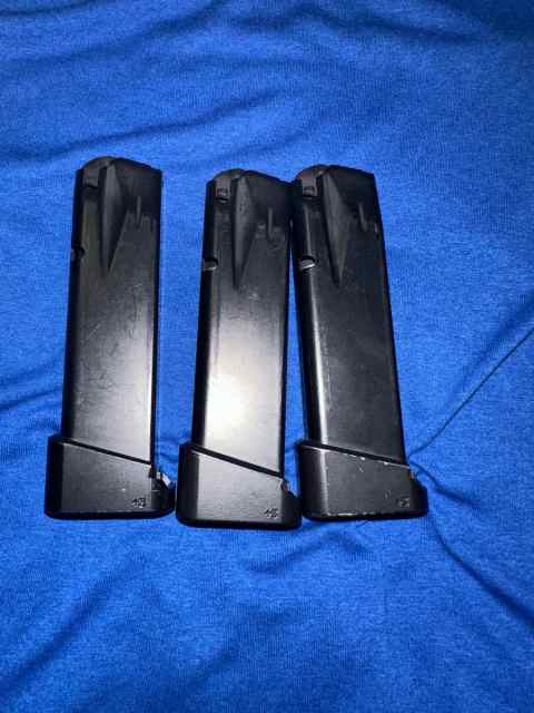 MAGAZINE BUNDLE!! 8 aluminum mags!