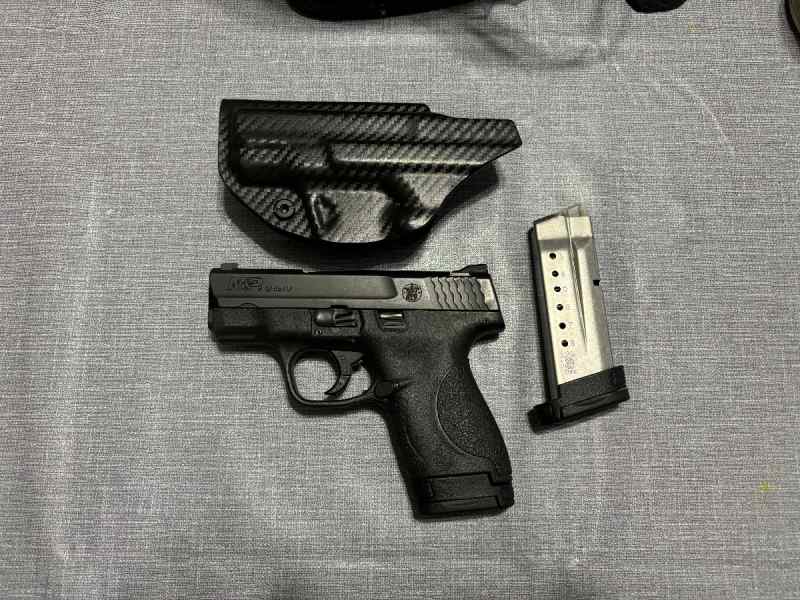 S&amp;W m&amp;p shield 9mm