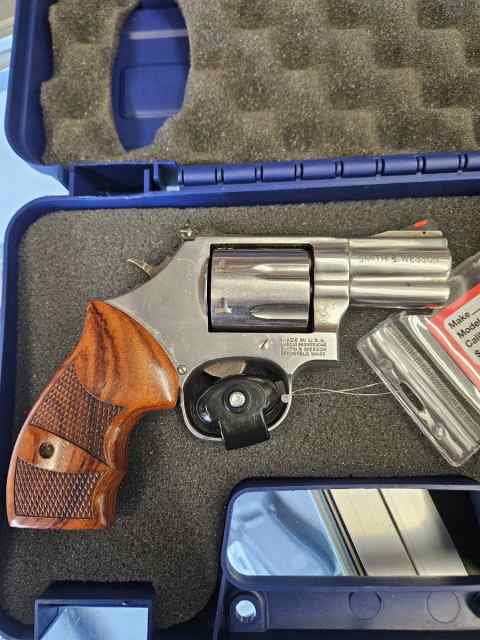 S&amp;W Smith Wesson 686-6