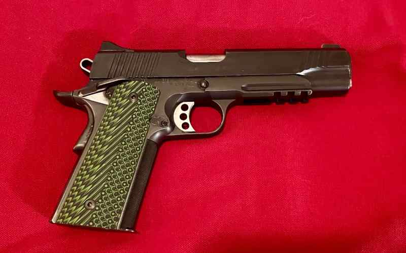KIMBER  1911  CUSTOM TLE/RL 2