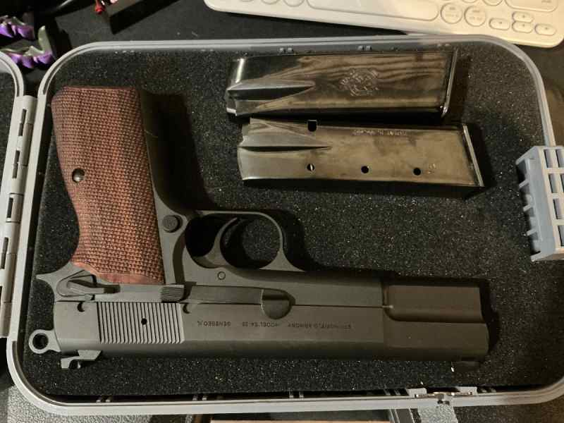 Springfield Armory SA35