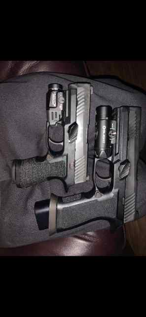 TWO 40SW p320 setups.  FS//FT
