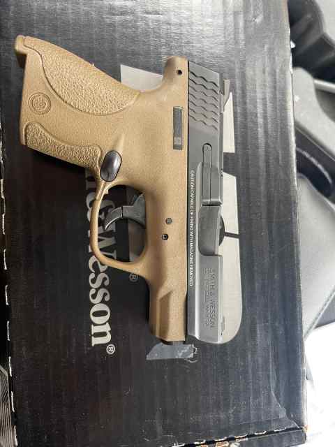 Smith&amp;wesson shield FDE 9mm