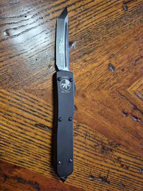 AUTHENTIC Micro tect ultratech OTF KNIFE.