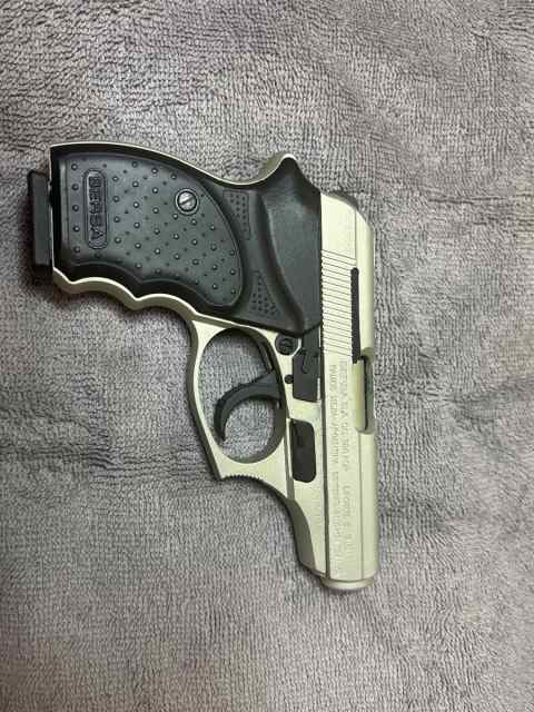 bersa CC model  380  